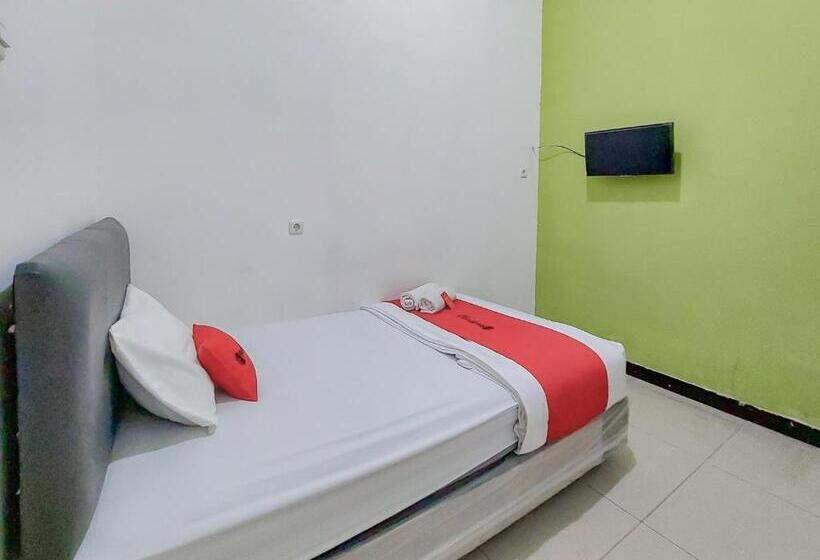 Номер Стандарт Индивидуальный, Reddoorz At Cempaka Guesthouse Tarakan