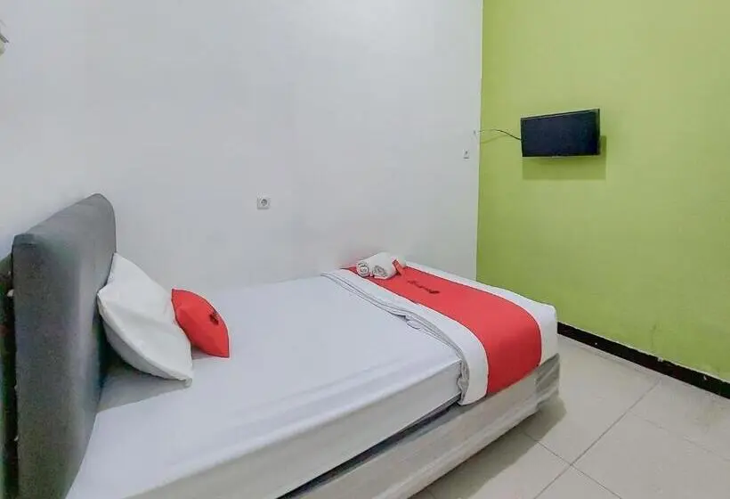 スタンダードシングルルーム, Reddoorz At Cempaka Guesthouse Tarakan