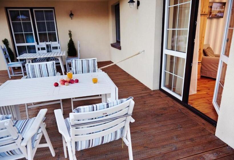 סטודיו סופריור, Ostoja Dwa Jeziora