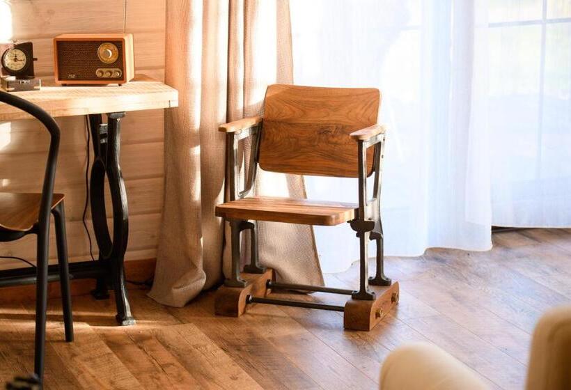 סוויטה דלוקס, Ostoja Dwa Jeziora