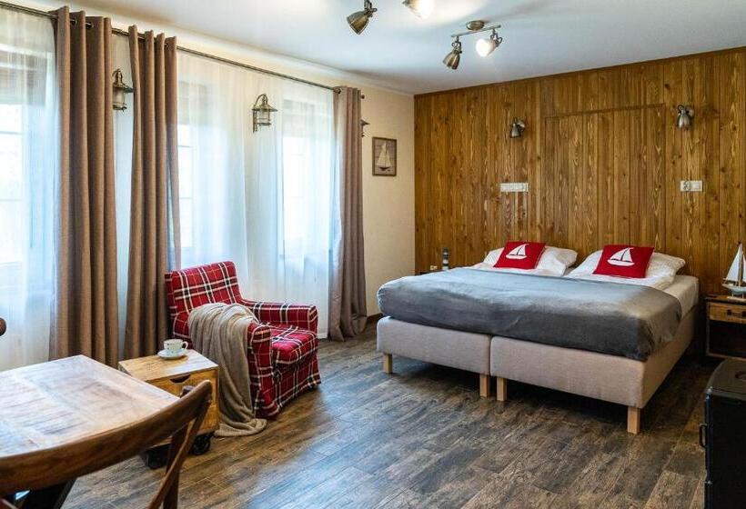 דירת חדר עם טרסה, Ostoja Dwa Jeziora