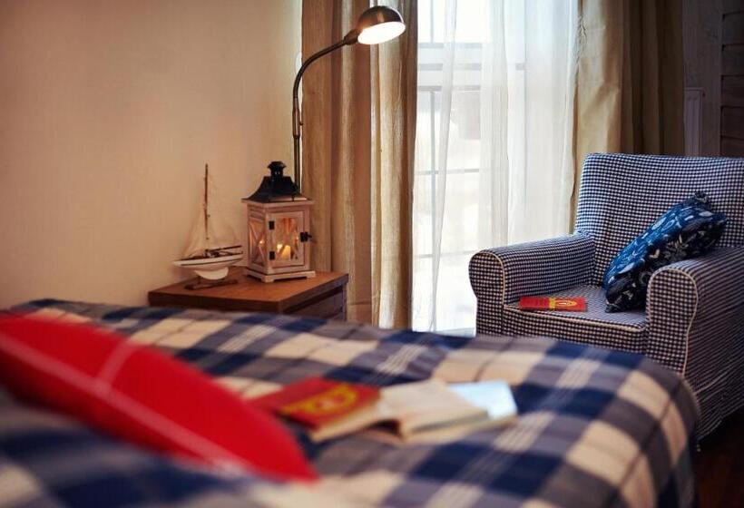 חדר בסיסי, Ostoja Dwa Jeziora