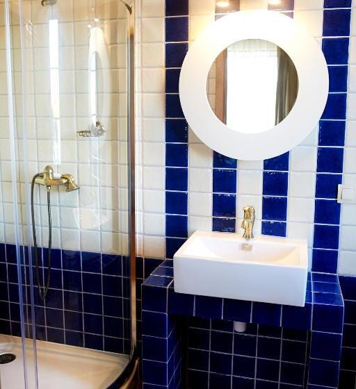 חדר בסיסי, Ostoja Dwa Jeziora