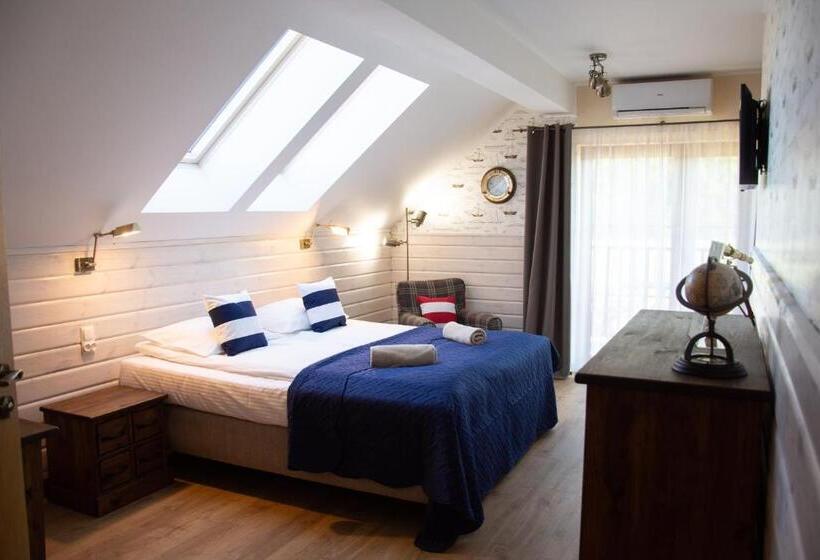 חדר משפחתי, Ostoja Dwa Jeziora