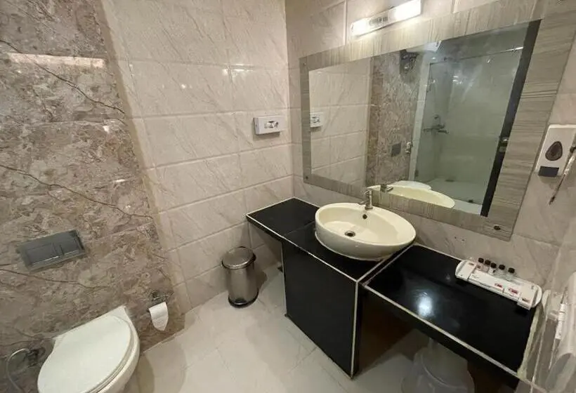 Chambre Deluxe, The Vaishnavi