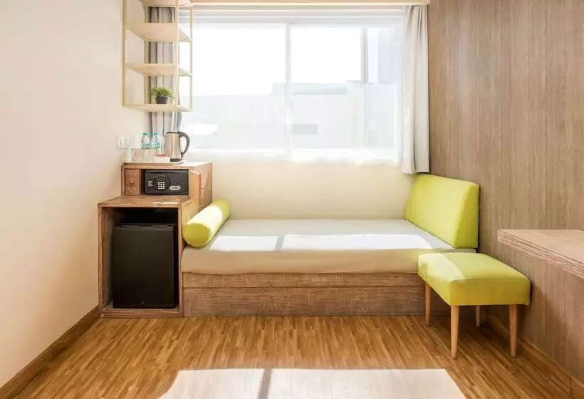 Perhesviitti, Boss Legian Hotel Powered By Archipelago