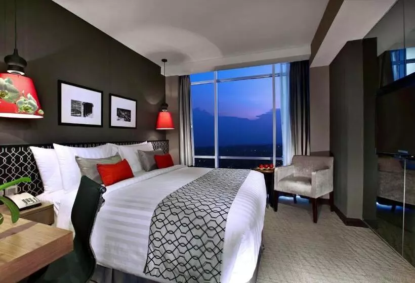 デラックスルーム, Aston Priority Simatupang Hotel And Conference Center