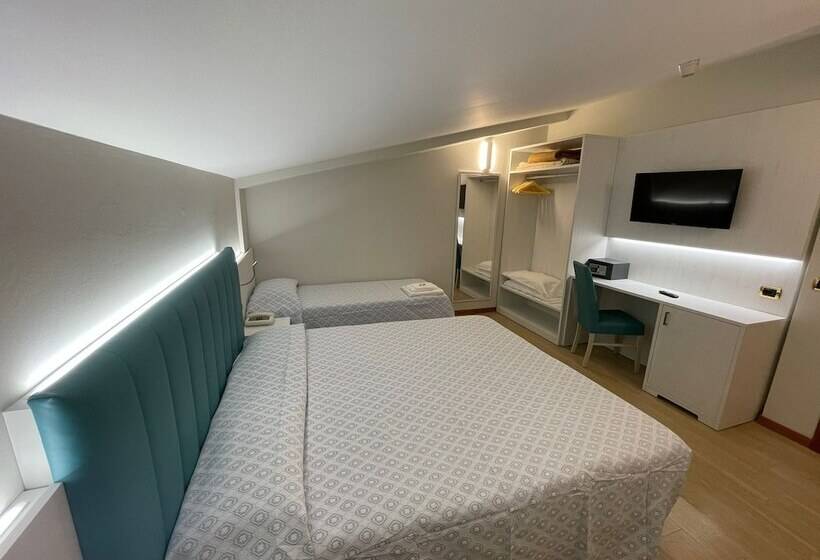 标准三人间, Corallo