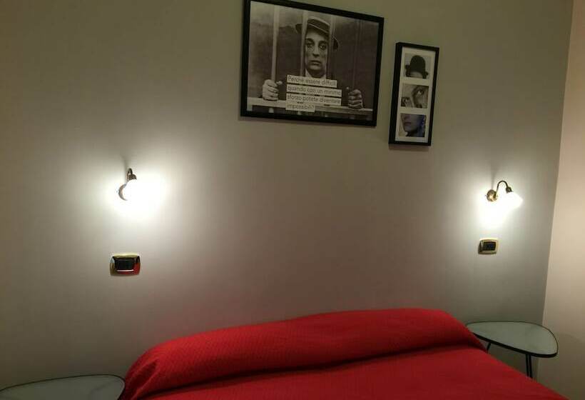 חדר סופריור, Eliseo