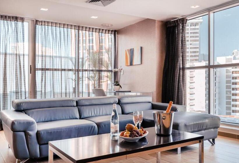 Люкс, Exe Oriental Panamá