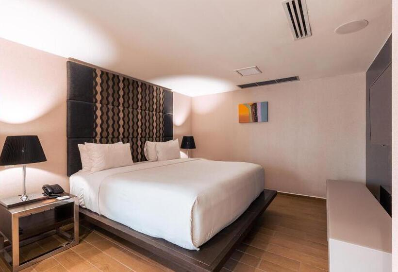 جناح, Exe Oriental Panamá