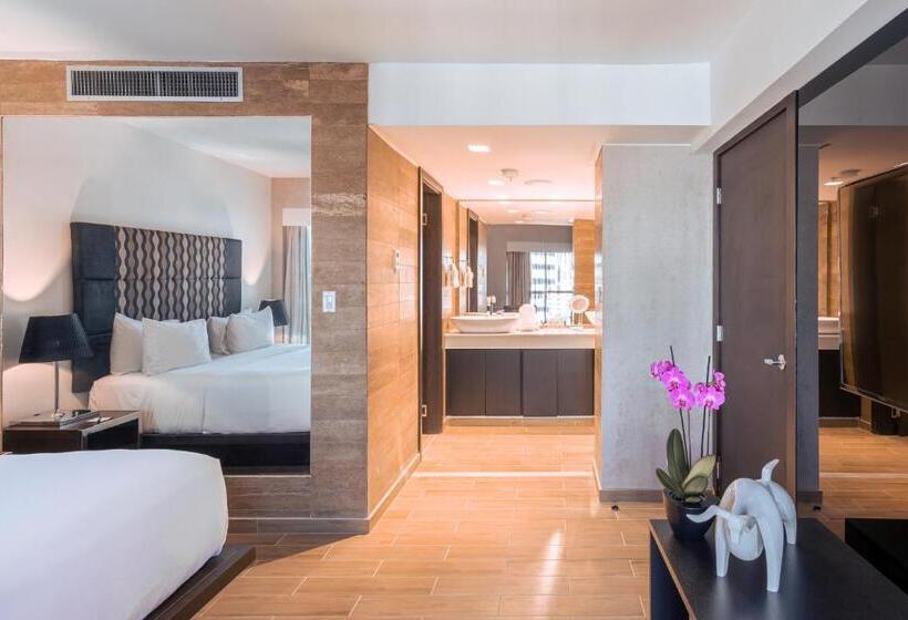 جناح سوبيريور, Exe Oriental Panamá