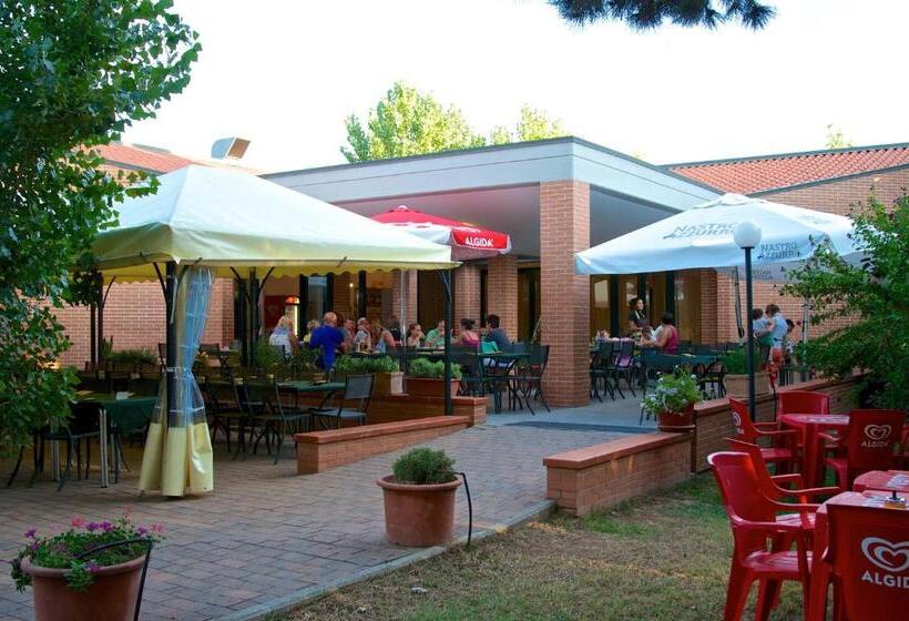 Студия Стандарт, Ghiacci Vecchi Residence