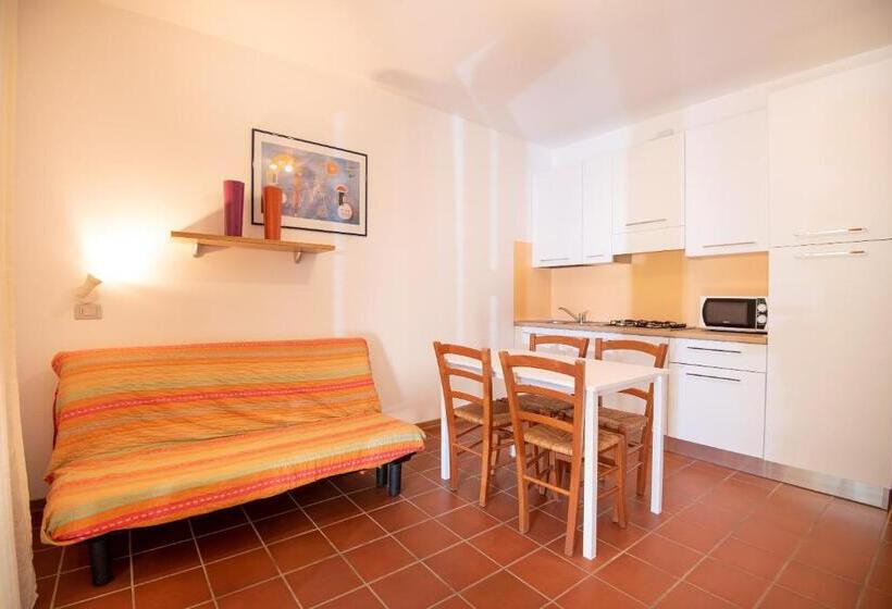 Апартаменты 2 Спальни, Ghiacci Vecchi Residence