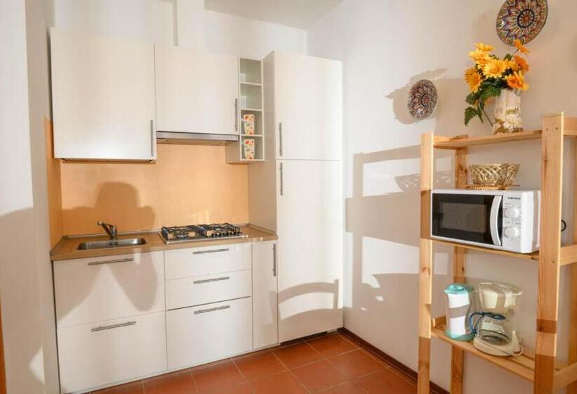 Апартаменты 1 Спальня Нижний Этаж, Ghiacci Vecchi Residence