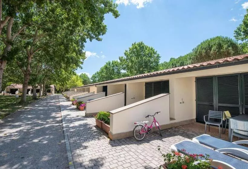 プールの見える１ベッドルームアパートメント, Ghiacci Vecchi Residence