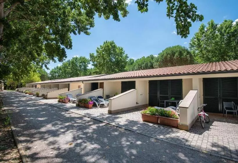 プールの見える１ベッドルームアパートメント, Ghiacci Vecchi Residence
