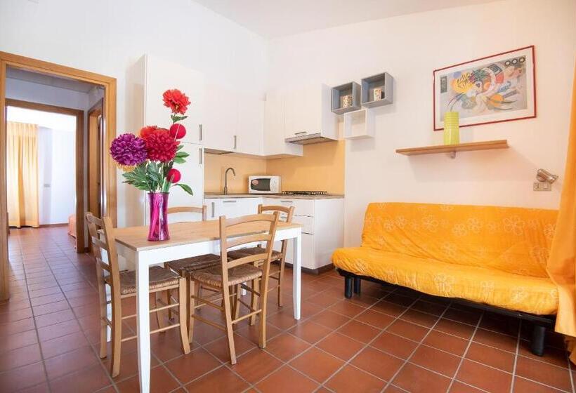 Апартаменты 1 Спальня Вид на Бассейн, Ghiacci Vecchi Residence