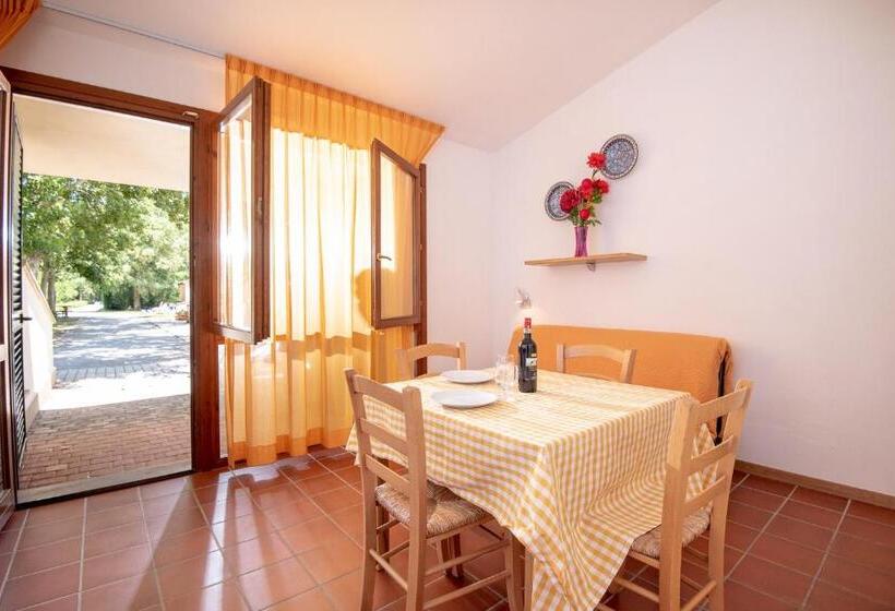 Апартаменты 1 Спальня Вид на Бассейн, Ghiacci Vecchi Residence