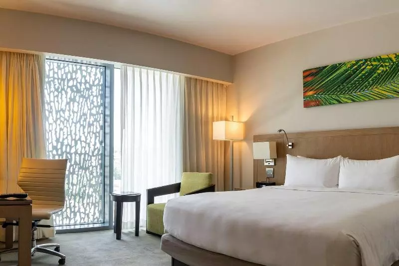 اتاق اجرایی با تخت بزرگ, Marriott Portauprince