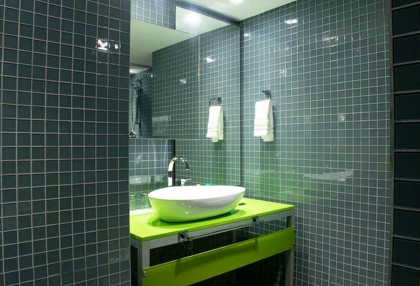 Номер Superior, Exe Oriental Panamá