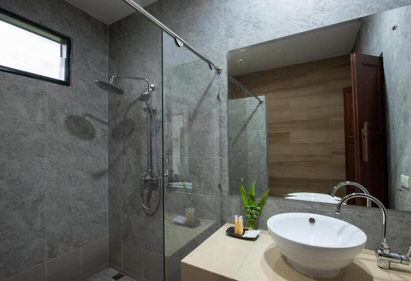 디럭스 룸, Pimanninn