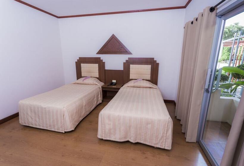 디럭스 룸, Pimanninn