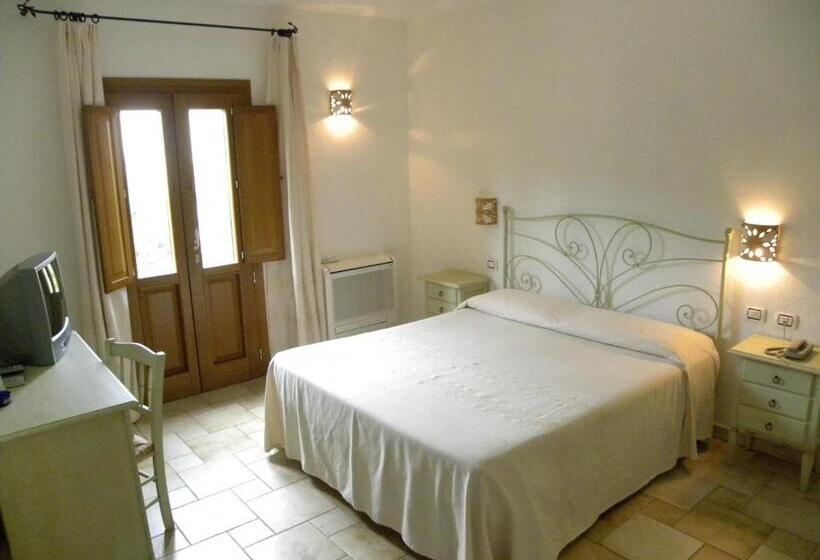 غرفة قياسية, San Pantaleo