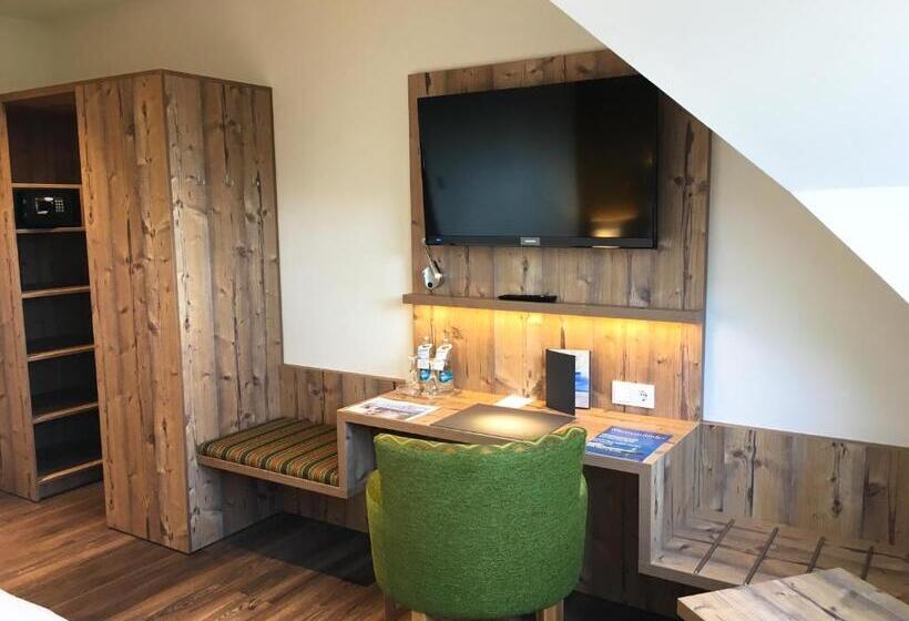 غرفة سوبيريور, Susewind