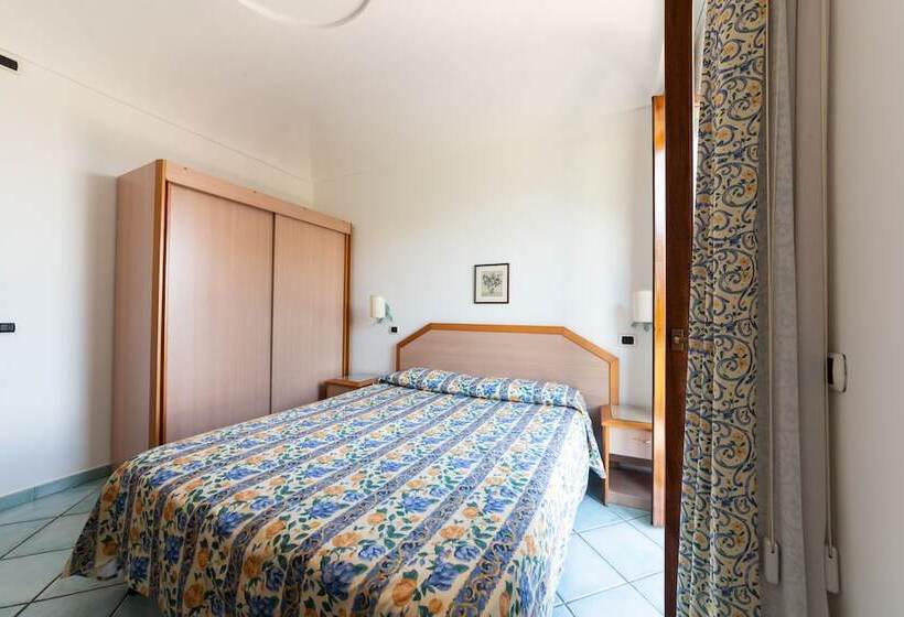 Номер Стандарт, La Capannina   Hotel & Apartments