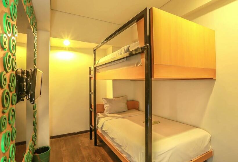 חדר משפחתי, Boss Legian Hotel Powered By Archipelago