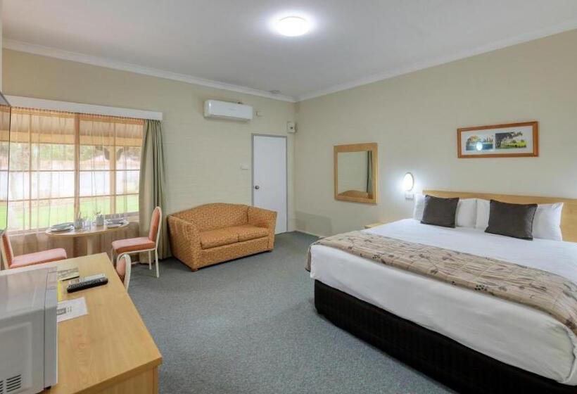 اتاق سوپریور, Country Gardens Motor Inn