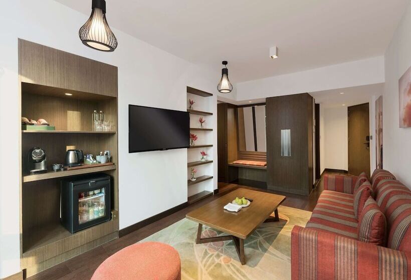 جناح سوبيريور, Novotel New Delhi Aerocity  International Airport