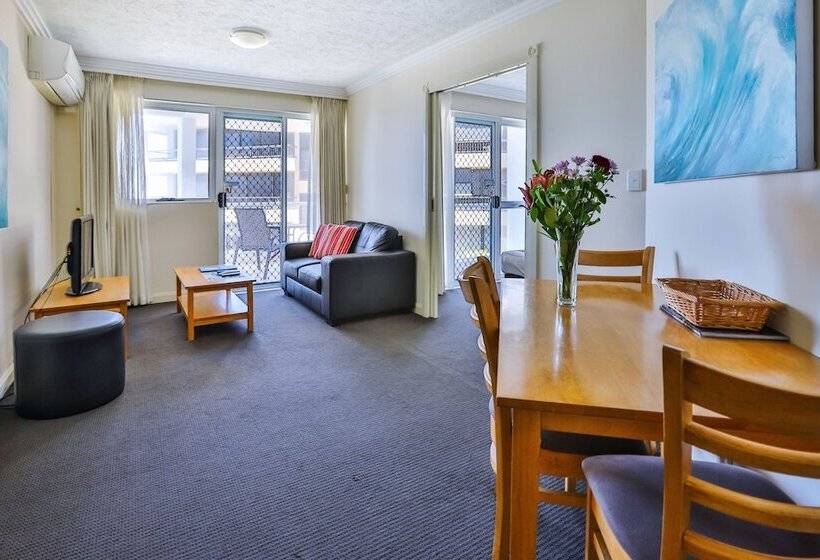 Апартаменты 1 Спальня с Видом, Regency On The Beach