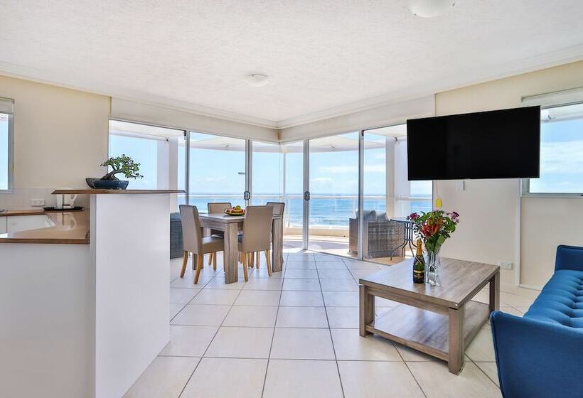 Апартаменты 3 Спальни, Regency On The Beach