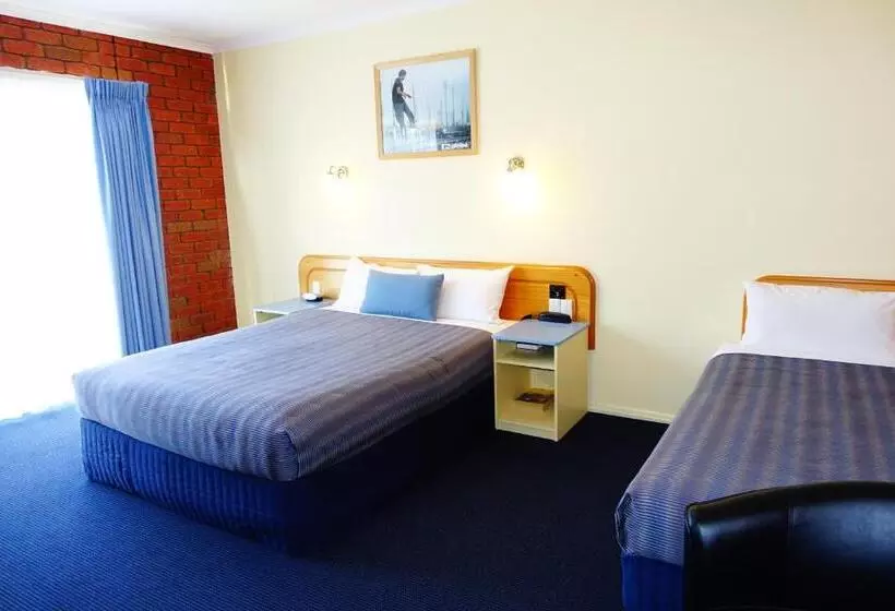 اتاق استاندارد, Torquay Tropicana Motel