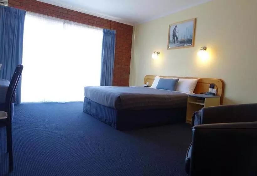 اتاق استاندارد, Torquay Tropicana Motel