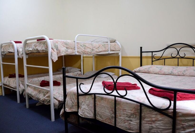 Семейный Номер, Travelway Motel