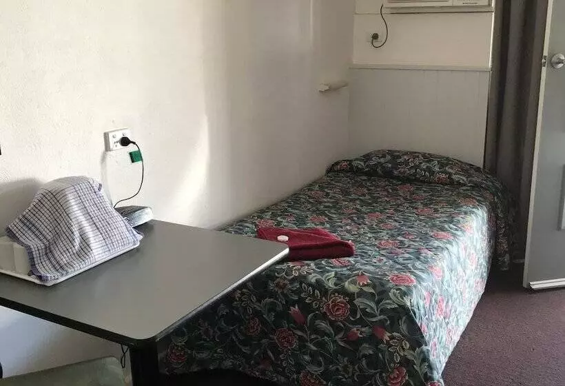 スタンダードルーム, Travelway Motel