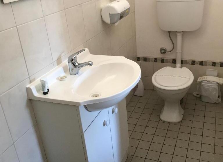 Номер Economy Индивидуальный, Travelway Motel