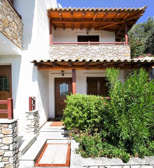 스탠다드 스튜디오, Villa Maraki