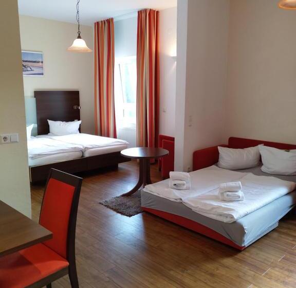 اتاق استاندارد, Auf Der Bühn