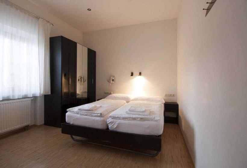 דירת חדר, Appartements Christophorus