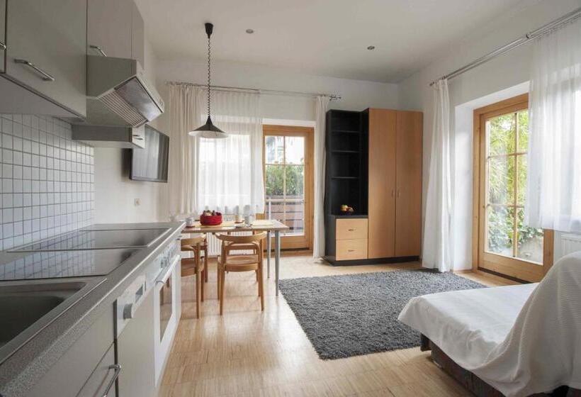 آپارتمان 1 خوابه, Appartements Christophorus