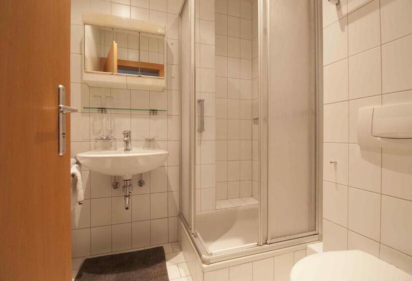 דירת חדר, Appartements Christophorus