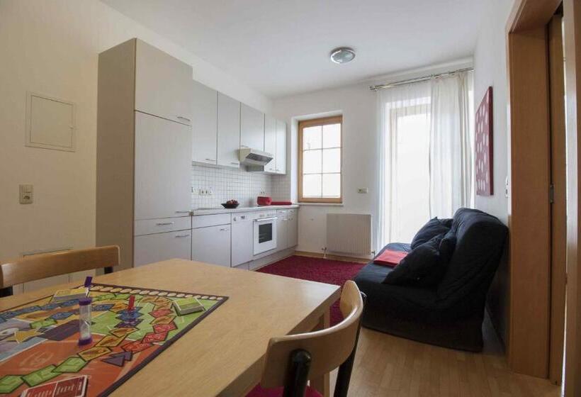 דירת שני חדרים, Appartements Christophorus