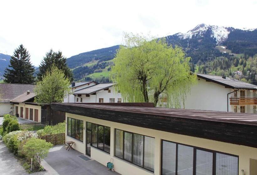 דירת חדר סופריור, Appartements Christophorus