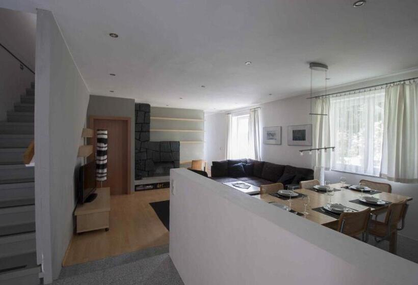 דירת 4 חדרים, Appartements Christophorus