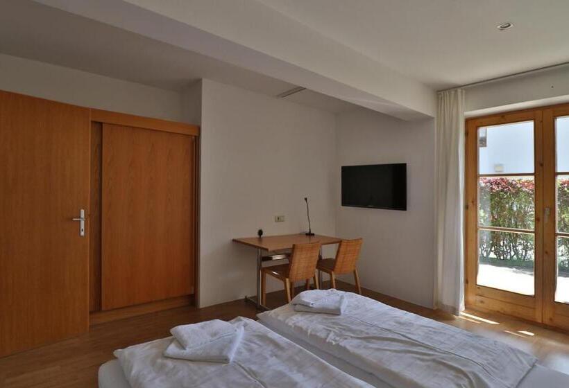 آپارتمان 3 خوابه, Appartements Christophorus