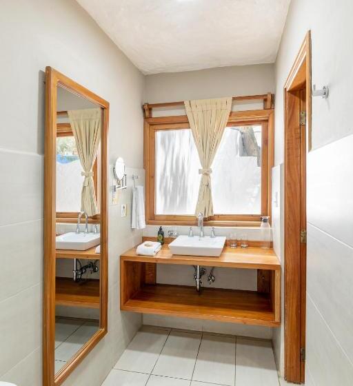 חדר סופריור, Blu Galapagos Sustainable Waterfront Lodge